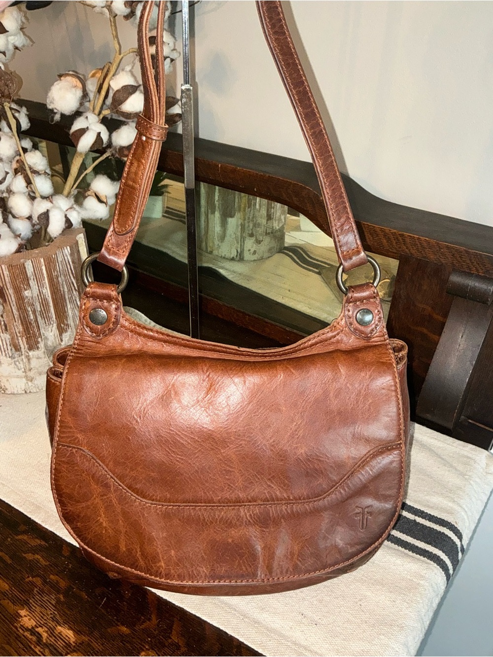 Frye Melissa Leather Saddle Bag Crossbody Shoulder Bag Cognac Brown Retail $378 - Picture 3 of 15
